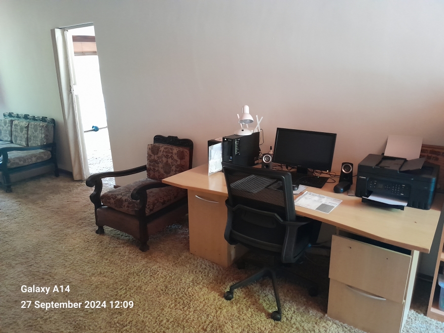 4 Bedroom Property for Sale in Waterval S H North West